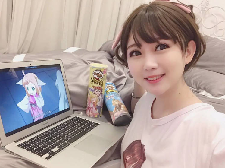 是依酱吖 – 全套78期&随包视频[14.7G-2025.8]