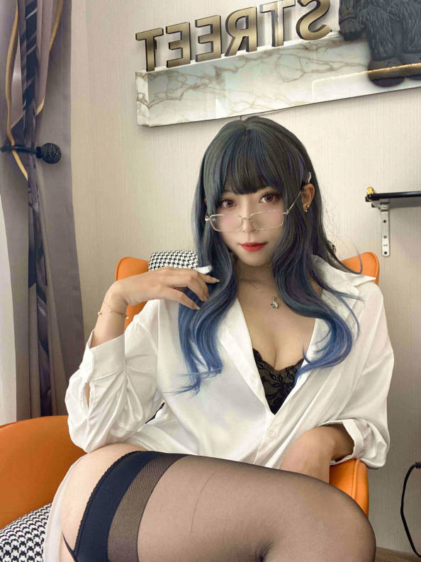 Money冷冷 – 全套54期&随包视频[74.3G-2026.1]